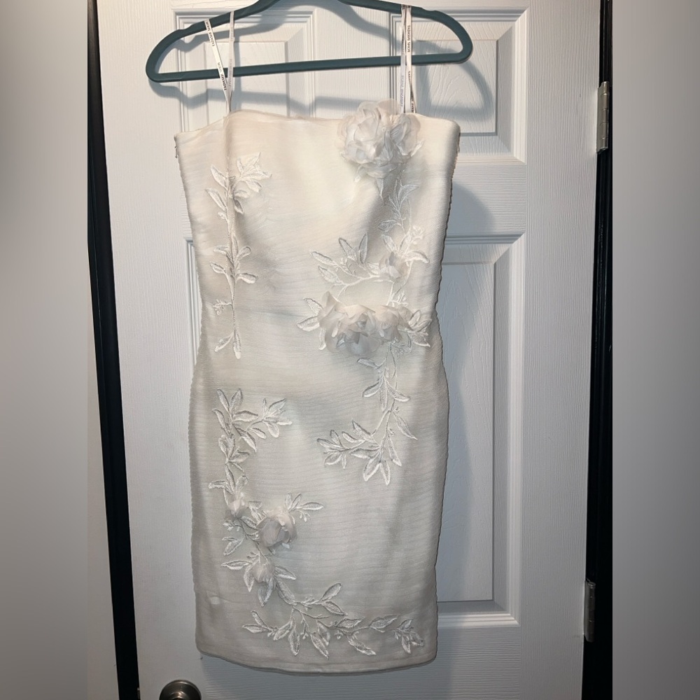 TADASHI SHOJI short, flower appliqué bridal dress